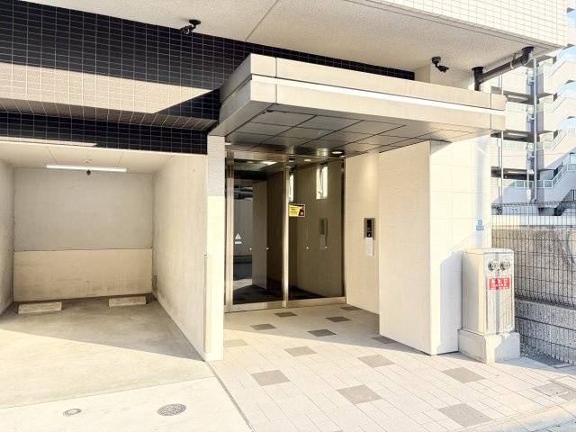 シエテ立花駅前のエントランス