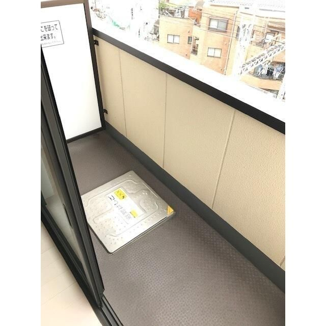 リテラス町屋のバルコニー