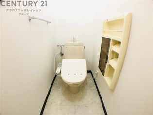 コンパクトで使いやすいトイレです♪