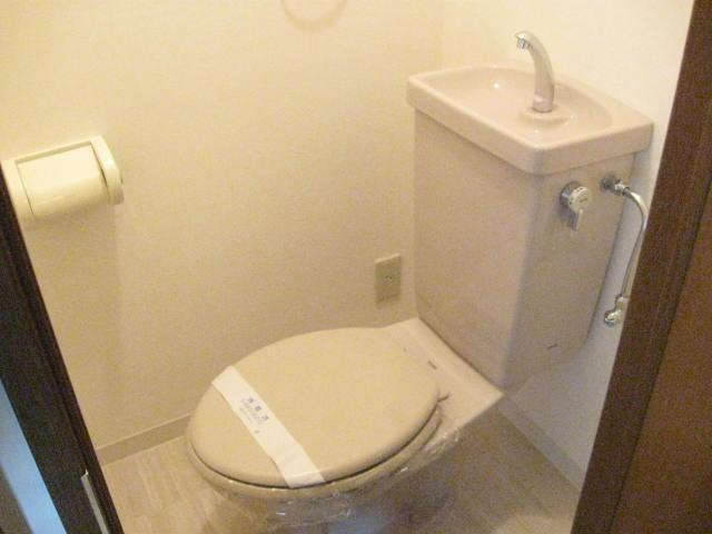 【トイレ】 | メロディーハイム九条 | トイレも気になるポイント