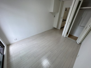 ＧＫレジデンス西宮本町の居間