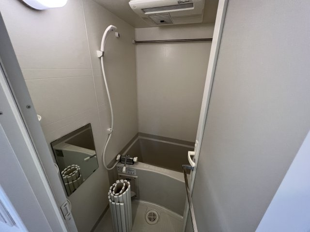 浴室乾燥機付きで便利です♪