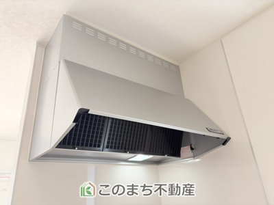 【キッチン】 | つくば市高見原第17 | お料理の匂いもスッキリ♪シンプルデザインで掃除も簡単‼