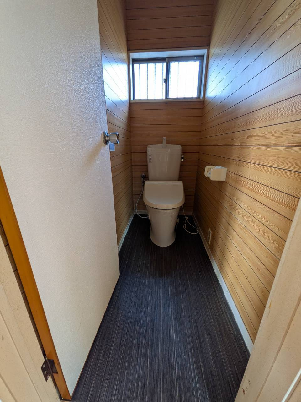 水戸市赤塚１丁目戸建てのトイレ