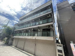 川西高田マンションの外観