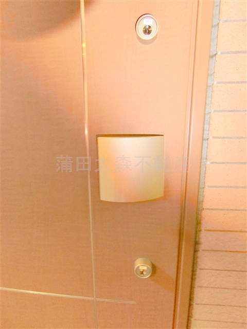 クロスレジデンス蒲田の玄関