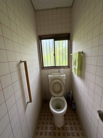 中古住宅　岩井のトイレ