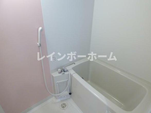 ルネス　アスカの浴室