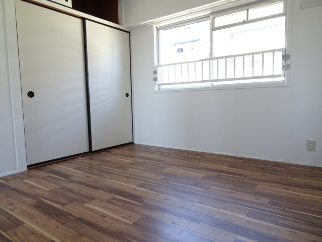 ビレッジハウス瀬古1号棟の洋室