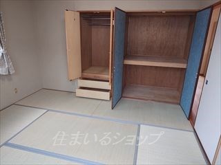 倉掛３丁目戸建の寝室