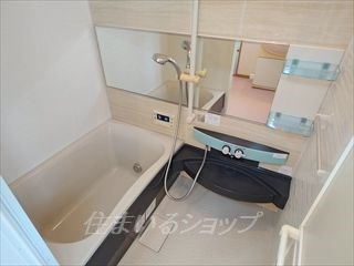 倉掛３丁目戸建の浴室
