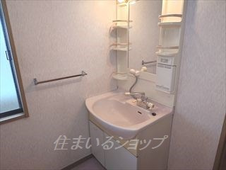 倉掛３丁目戸建の洗面所