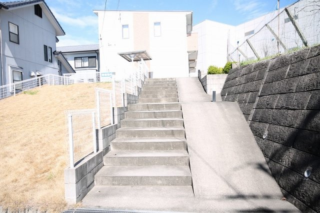ＫＡＺＥＮＳＡのエントランス|建物の内部です