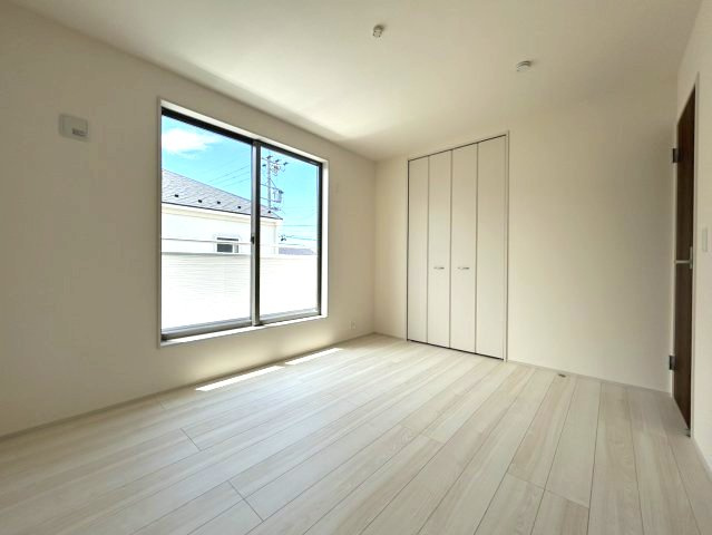 新築戸建　須坂市小河原　全2棟の洋室