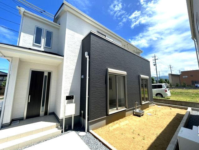 新築戸建　須坂市小河原　全2棟