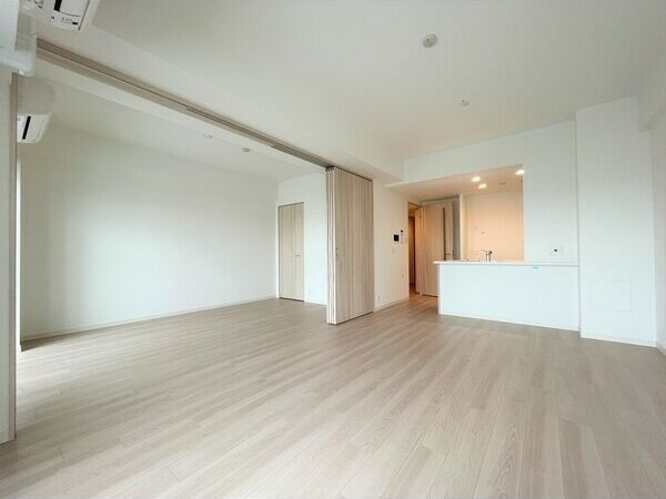 S-RESIDENCE六番町の居間・リビング