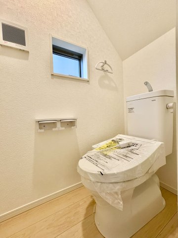 《仲介手数料半額》川越市新宿町第8　全5棟　4号棟のトイレ
