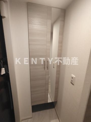 【玄関】 | セレスティア中央 Ⅱ | 明るい玄関です