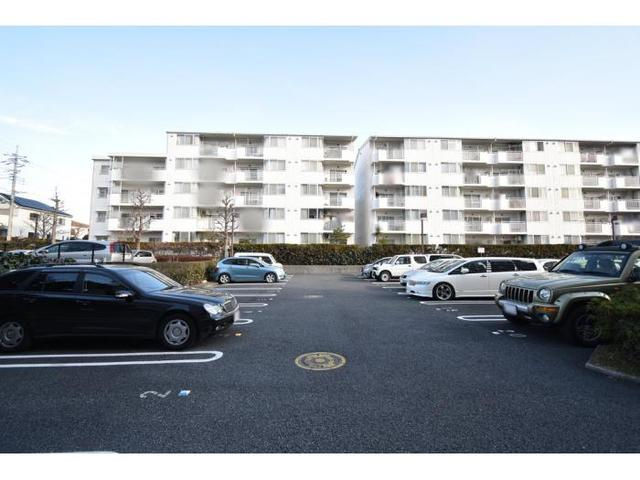 【駐車場】