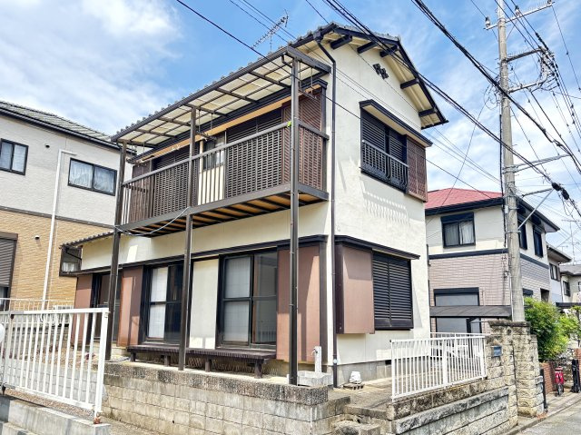 【中古戸建】深谷市萱場の外観|■外観｜土日のご見学はもちろん、平日・夜間のご案内も大歓迎です♪「今から見たい」や「仕事終わりに見たい」にもご対応できますのでお気軽にお問い合わせください♪