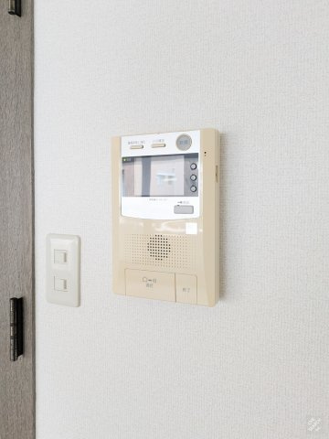 新愛ビルのセキュリティ|モニター付きインターホン(室内)
