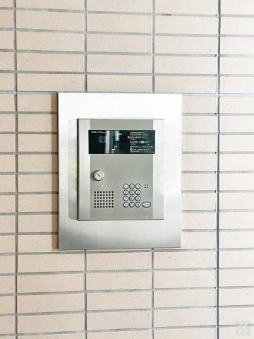 新愛ビルのセキュリティ|オートロック