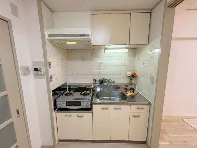グレイスフル第3東三国のキッチン
