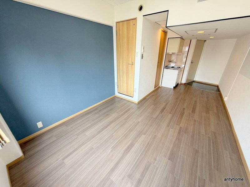 ステュディオ新大阪　仲介手数料無料の居間・リビング