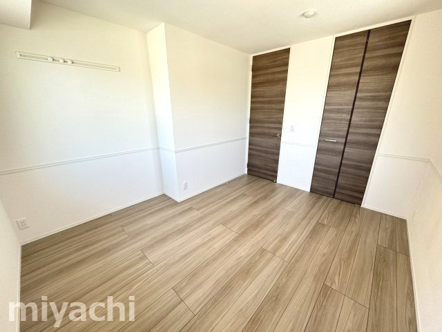 セレーノ南田宮の洋室
