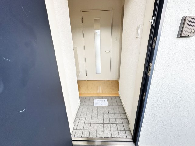 ストロベリーフィールズの玄関