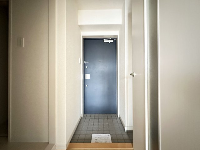 ストロベリーフィールズの玄関