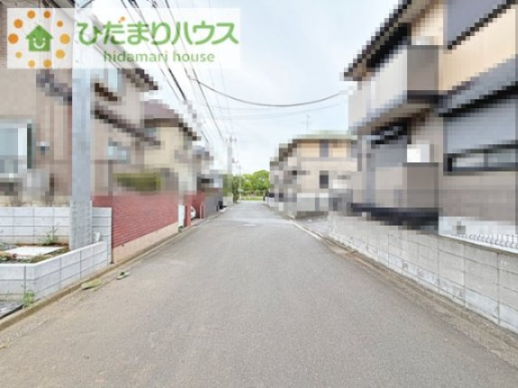 【前面道路含む現地写真】 | 守谷市薬師台2丁目7番　新築戸建　A号棟 | 8月17日撮影