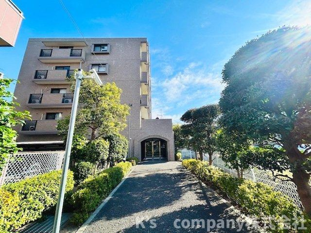茅ヶ崎市今宿　ファミール茅ヶ崎|エントランスまでのアプローチ◇