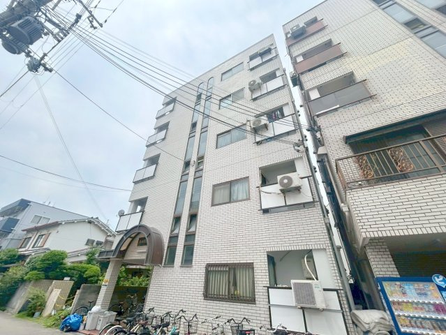 ルールマンションの外観