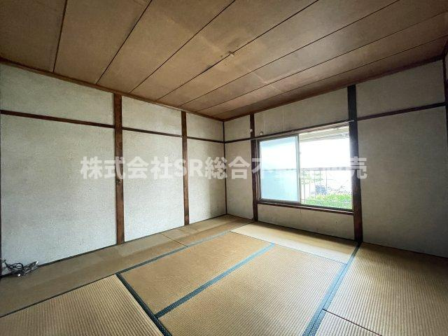 日下町5丁目中古戸建の寝室|落ち着いた雰囲気で寝室にいかがでしょうか？