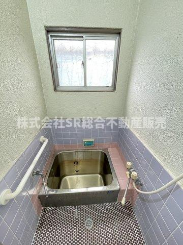 日下町5丁目中古戸建の浴室|日々の疲れを癒す空間です！