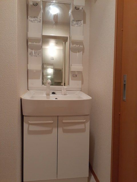 フレスコの独立洗面台