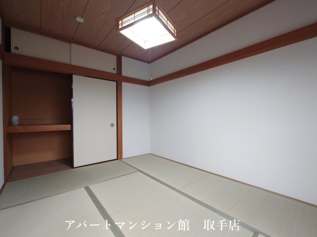 コーポ翠紅の和室