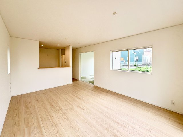 《仲介手数料半額》川越市新宿町第8　全5棟　5号棟の居間・リビング|LDK16帖
