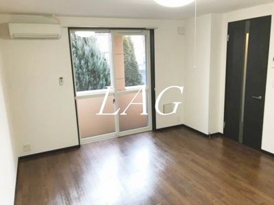 【居間・リビング】 | クレシア | 洋室のお部屋です。