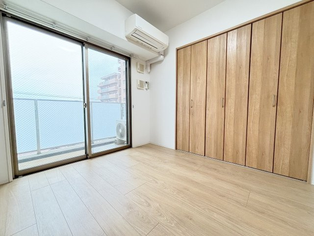グランフォルテ田川の洋室