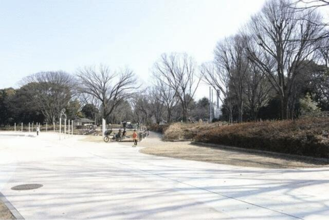 駒沢中村ビルの駐車場