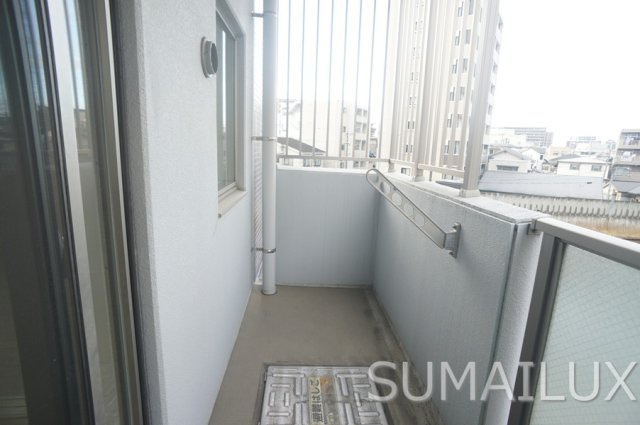熊本市中央区水前寺１丁目の賃貸マンションのバルコニー
