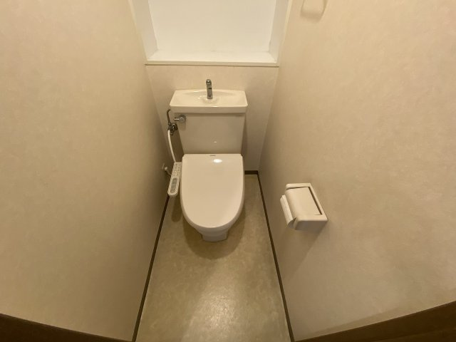 シーアイマンション根津弥生坂のトイレ