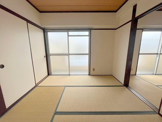 植原ユウハイツの和室