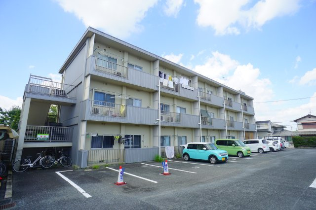 いせやハイツ