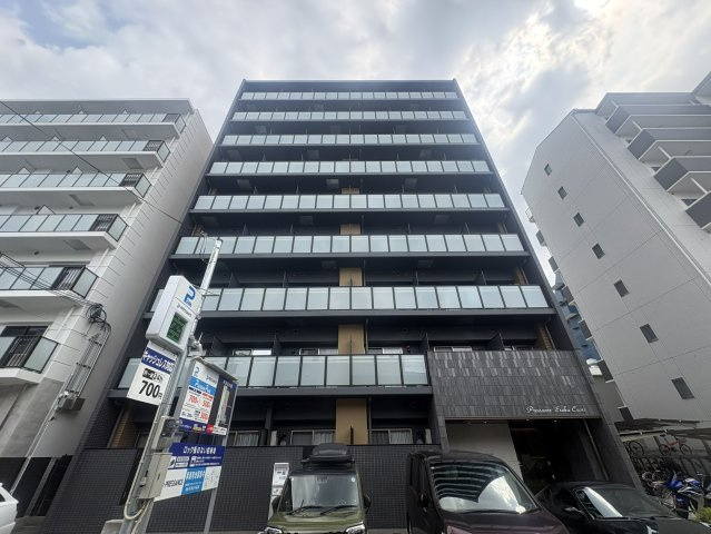 プレサンス江坂クォーレ