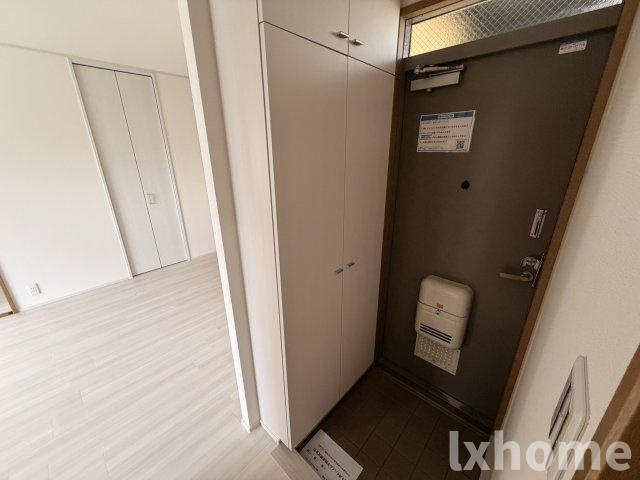 クレアトゥール新堂B棟の玄関|落ち着いた玄関です
