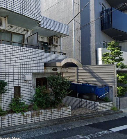コアクレスト代田橋のエントランス