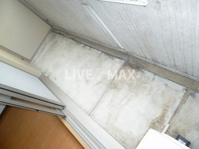 【バルコニー】アーバネックス室町